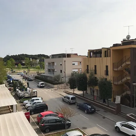 Apartman Esteral Apartament